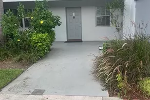 4015 W Palm Aire Dr, Pompano Beach, FL 33069 - Photo 4