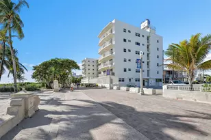 901 S Surf Rd, Hollywood, FL 33019 - Photo 2