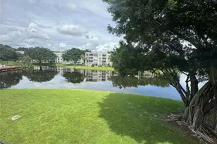 9235A Lagoon Pl, Davie, FL 33324 - Photo 28