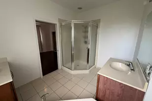 2858 S Oasis Dr, Boynton Beach, FL 33426 - Photo 6