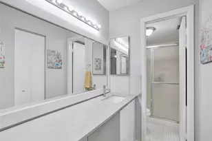 2704 NW 104th Ave, Sunrise, FL 33322 - Photo 12