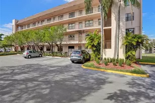 2704 NW 104th Ave, Sunrise, FL 33322 - Photo 22