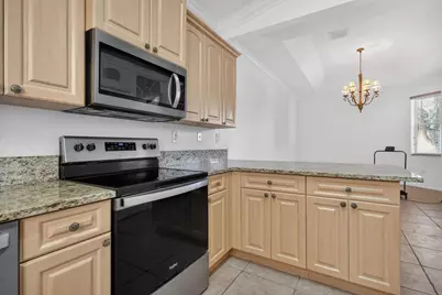 2130 NW 100th Avenue, Pembroke Pines, FL 33024 - Photo 20