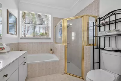 2130 NW 100th Avenue, Pembroke Pines, FL 33024 - Photo 32