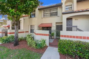 2303 Congressional Way, Deerfield Beach, FL 33442 - Photo 2