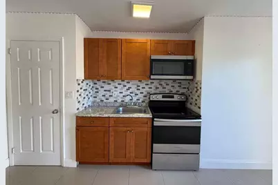 5321 NE 18th Avenue #4, Fort Lauderdale, FL 33334 - Photo 1