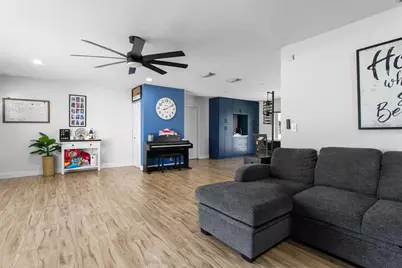 846 Ramblewood Drive, Coral Springs, FL 33071 - Photo 4