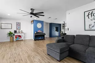 846 Ramblewood Dr, Coral Springs, FL 33071 - Photo 4