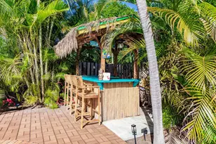 245 N Tradewinds Ave, Lauderdale by the Sea, FL 33308 - Photo 24