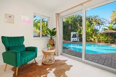 245 N Tradewinds Avenue, Lauderdale by the Sea, FL 33308 - Photo 18