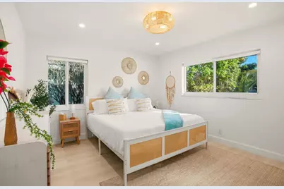 245 N Tradewinds Avenue, Lauderdale by the Sea, FL 33308 - Photo 32