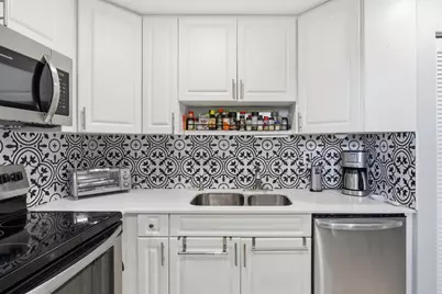 3910 Inverrary Boulevard #708-B, Lauderhill, FL 33319 - Photo 16