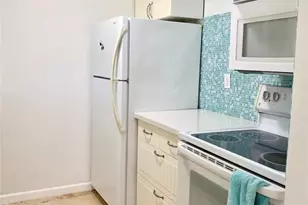 930 Osceola Dr, Boca Raton, FL 33432 - Photo 6