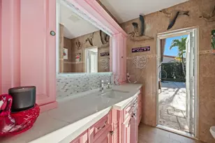 6320 Pent Pl, Miami Lakes, FL 33014 - Photo 28