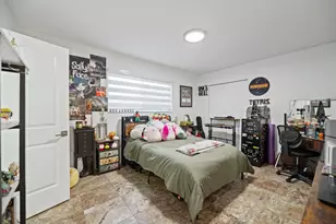 6320 Pent Pl, Miami Lakes, FL 33014 - Photo 24