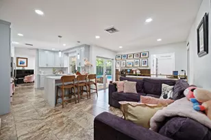 6320 Pent Pl, Miami Lakes, FL 33014 - Photo 14