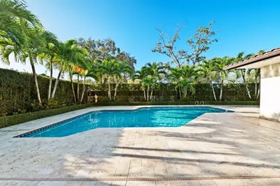 6320 Pent Place, Miami Lakes, FL 33014 - Photo 32