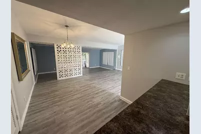 400 E Prima Vista Boulevard, Port Saint Lucie, FL 34983 - Photo 2