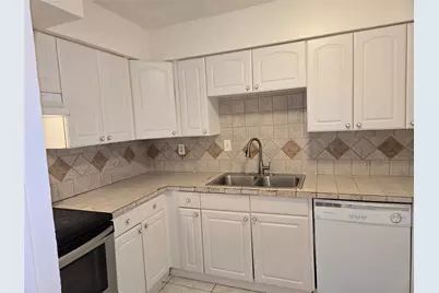 1300 NW 61st Avenue #101, Sunrise, FL 33313 - Photo 4