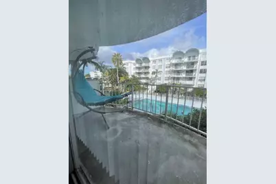 492 NW 165th Street Road, Miami, FL 33169 - Photo 10