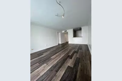 492 NW 165th Street Road, Miami, FL 33169 - Photo 12