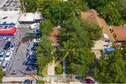 2621 NW 32nd Street, Miami, FL 33142 - Photo 6