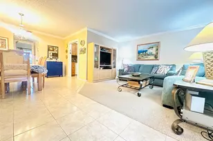 2007 Islewood D, Deerfield Beach, FL 33442 - Photo 2