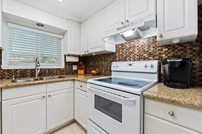 120 NW 51st Street, Deerfield Beach, FL 33064 - Photo 14