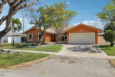 808 E Plantation Circle, Plantation, FL 33324 - Photo 6