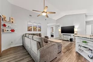 3 E Chesterfield Dr, Boynton Beach, FL 33426 - Photo 10