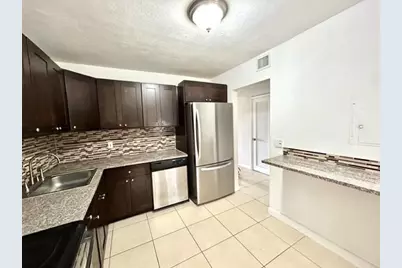 6101 N Falls Circle Drive #402, Lauderhill, FL 33319 - Photo 2