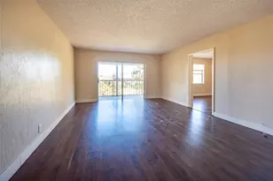 6101 N Falls Cir Dr, Lauderhill, FL 33319 - Photo 10