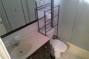 5383 SW 40th Ave, Davie, FL 33314 - Photo 10