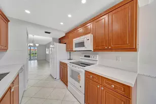 13001 SW 15th Ct, Hollywood, FL 33027 - Photo 10