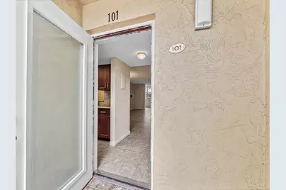 7 Willowbrook Lane #101, Delray Beach, FL 33446 - Photo 4