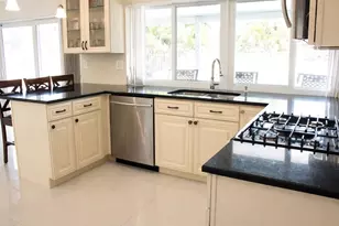 8337 NW 25th Ct, Sunrise, FL 33322 - Photo 4