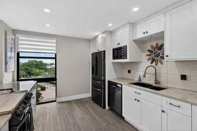 1629 Riverview Road #521, Deerfield Beach, FL 33441 - Photo 30