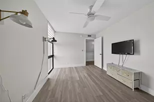 1629 Riverview Rd, Deerfield Beach, FL 33441 - Photo 10