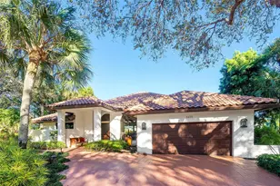 2455 Hampton Bridge, Delray Beach, FL 33445 - Photo 2