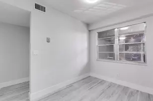 12600 SW 5th Ct, Hollywood, FL 33027 - Photo 8