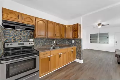 7401 Pines Boulevard #201, Pembroke Pines, FL 33024 - Photo 8