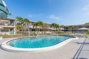 7401 Pines Blvd, Pembroke Pines, FL 33024 - Photo 24