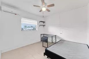 7401 Pines Blvd, Hollywood, FL 33024 - Photo 14