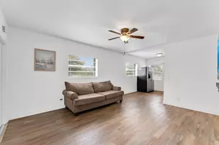 7401 Pines Blvd, Hollywood, FL 33024 - Photo 4