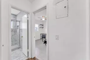 7401 Pines Blvd, Hollywood, FL 33024 - Photo 16