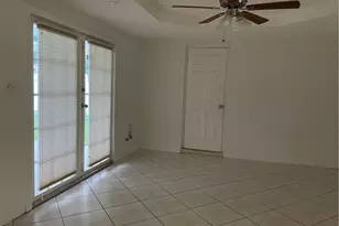 6902 SW 15th St, North Lauderdale, FL 33068 - Photo 20