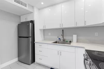 5925 SW 36th Court, Davie, FL 33314 - Photo 4