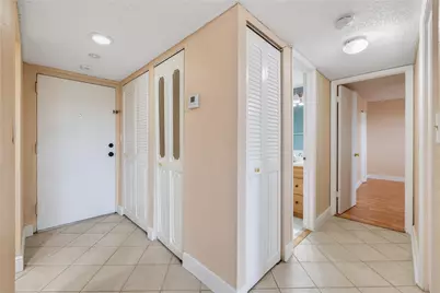 6190 Woodlands Boulevard #111, Tamarac, FL 33319 - Photo 4