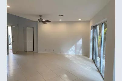 101 SE 15th Avenue #E, Fort Lauderdale, FL 33301 - Photo 6