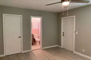 4385 NE 13th Ave, Oakland Park, FL 33334 - Photo 12